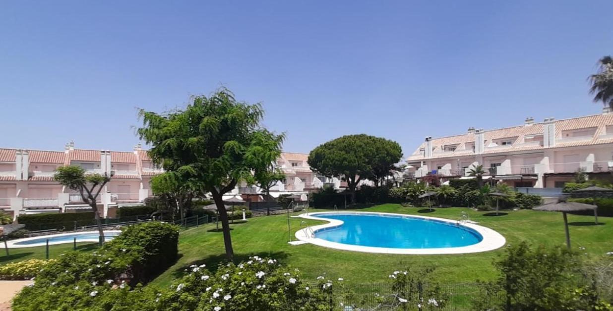 Adosado Golf Y Playa En Nuevo Portil Villa เอลปอร์ติล ภายนอก รูปภาพ